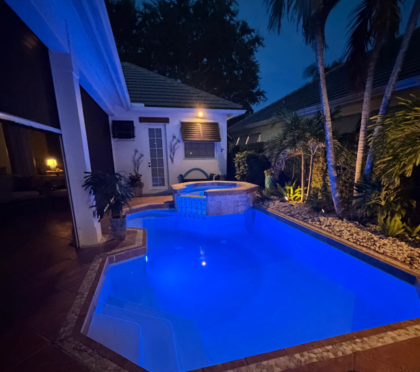 port st lucie pool light replacement